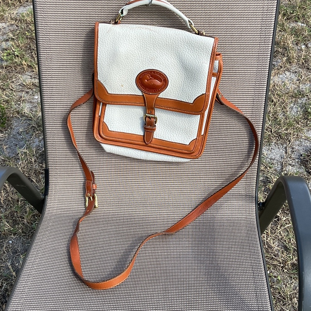 Classic Dooney & Bourke White and Brown Leather crossbody Bag